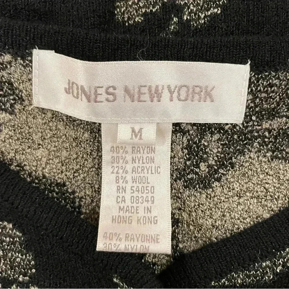 Jones New York Black Dark Floral Sweater Cardigan Size Medium Stretch Vintage - Picture 7 of 9